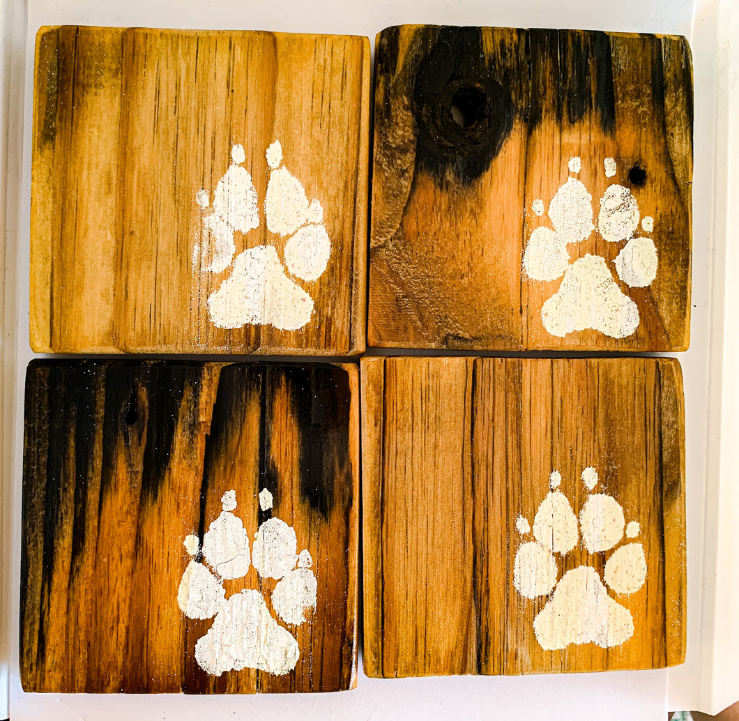Set of 4 Natural Puppy Paws Coasters with White Detail